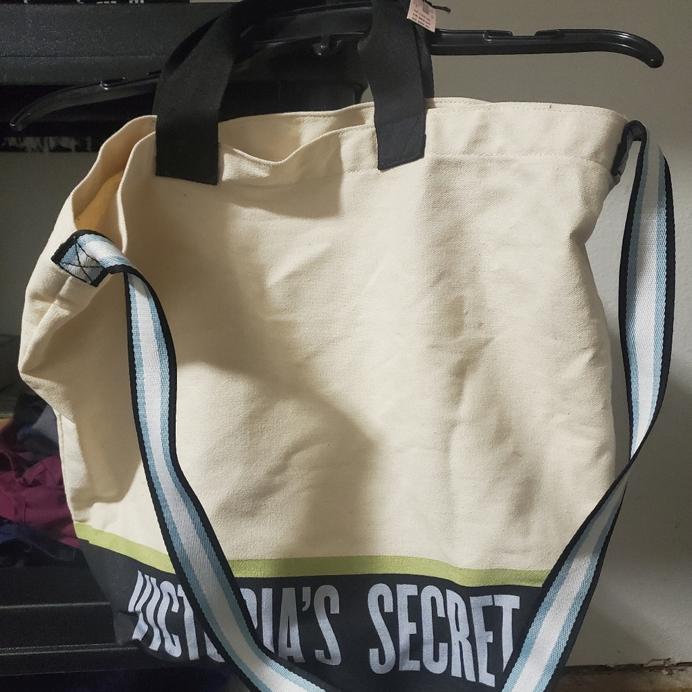 Victoria secret bag NWT